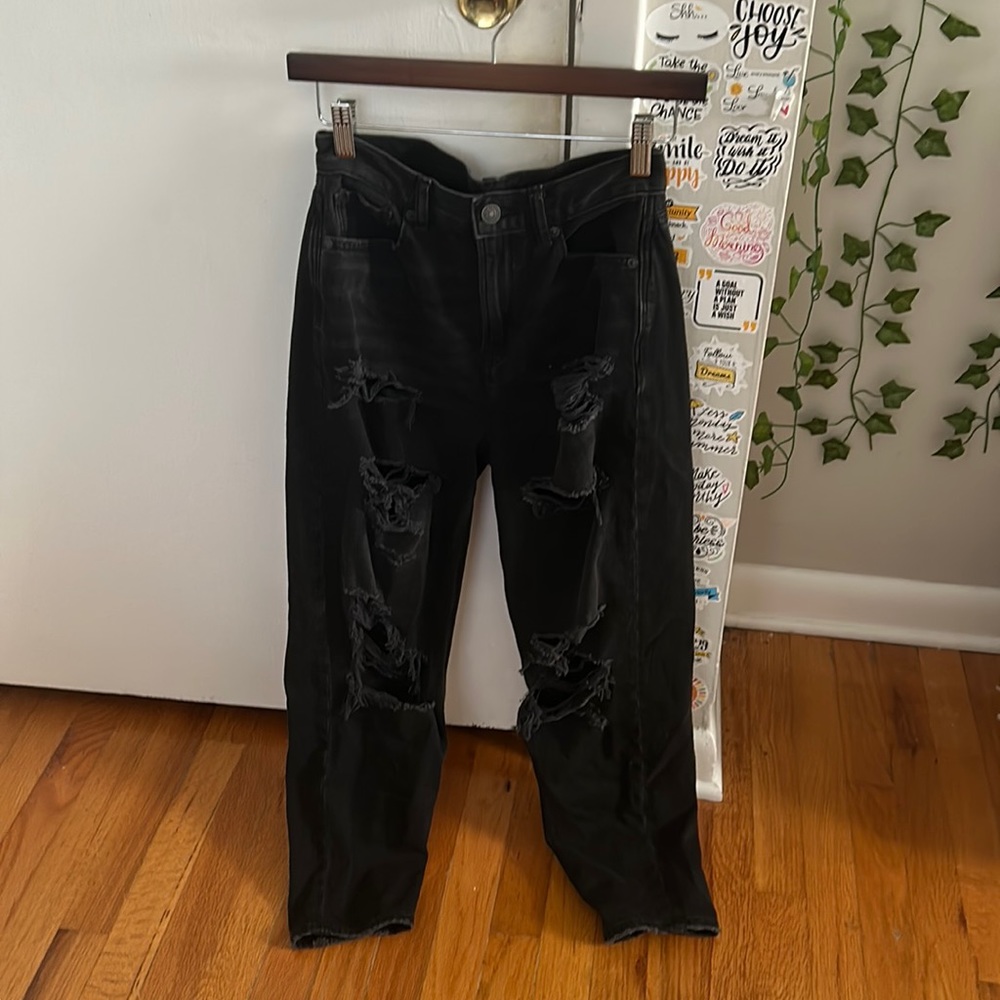 American Eagle mom jeans